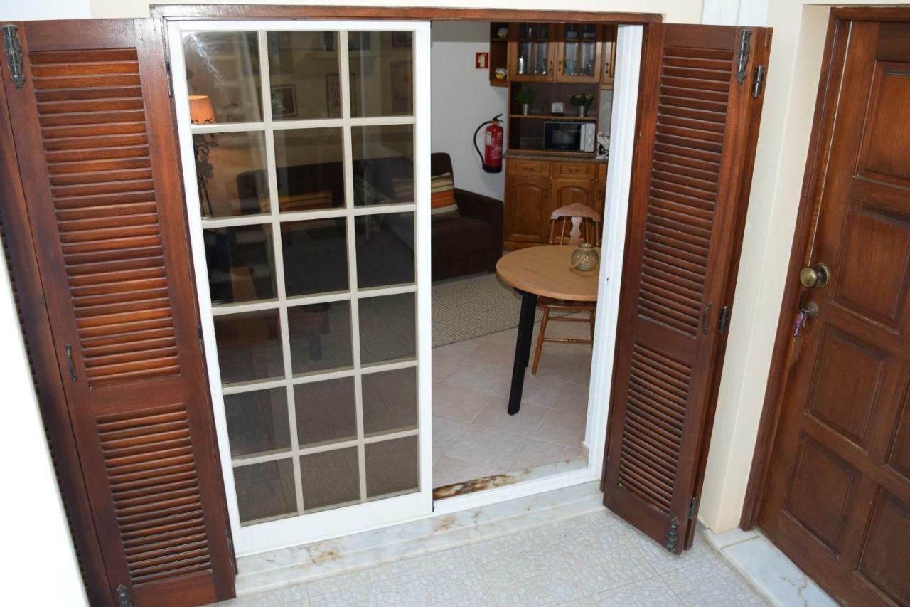 Casaduarte Courtyard Apartment Lagos Exterior photo
